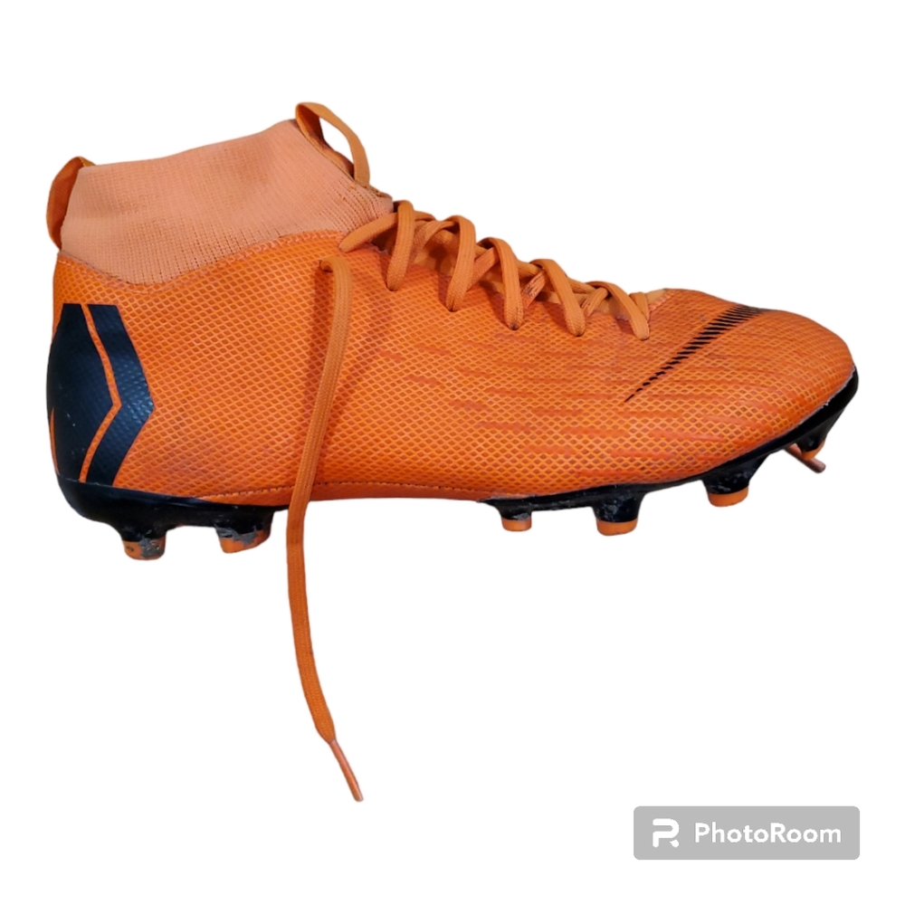 Preowned Nike Men's Superfly 6 Pro FG Firm-Ground Soccer Cleats US 5.5 Orange